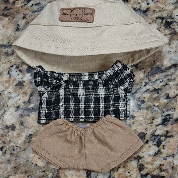 Labubu Tan Short And Shirt Set with bucket hat - Picture 3 of 5